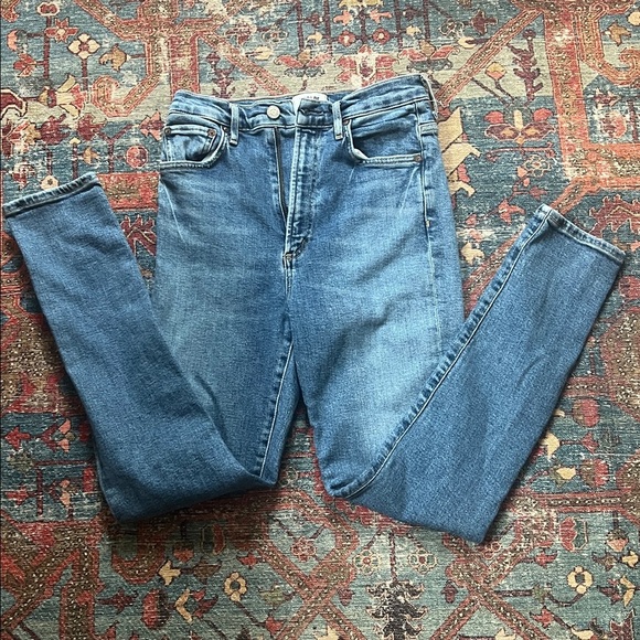 Agolde Pinch Waist Skinny Jeans Size 26 A165B-1256
Cut 54666 - Picture 2 of 11